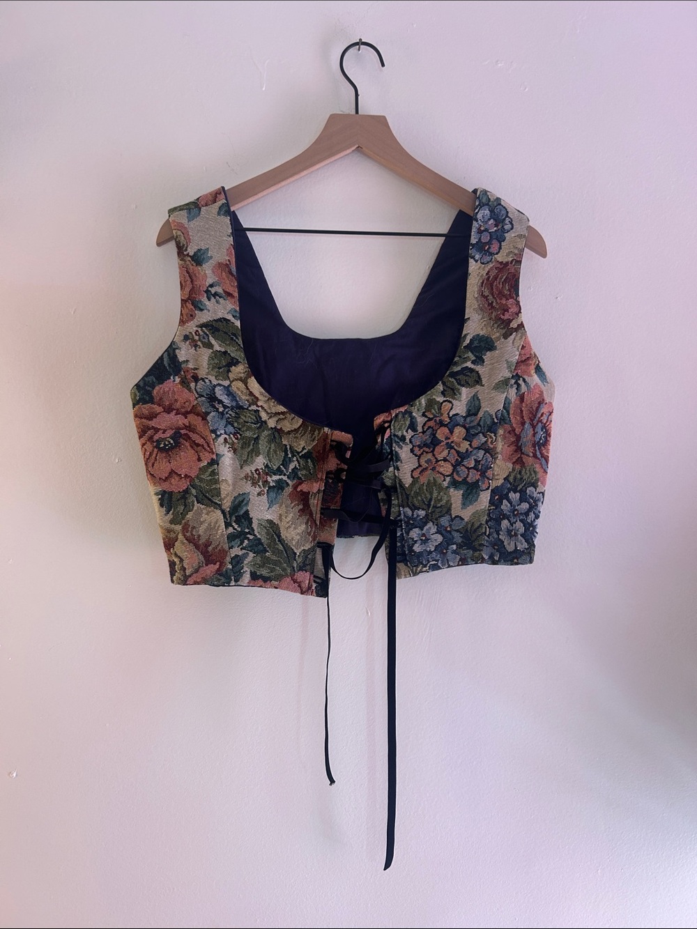 Floral Tapestry Lace-Up Crop Top - Navy Lining